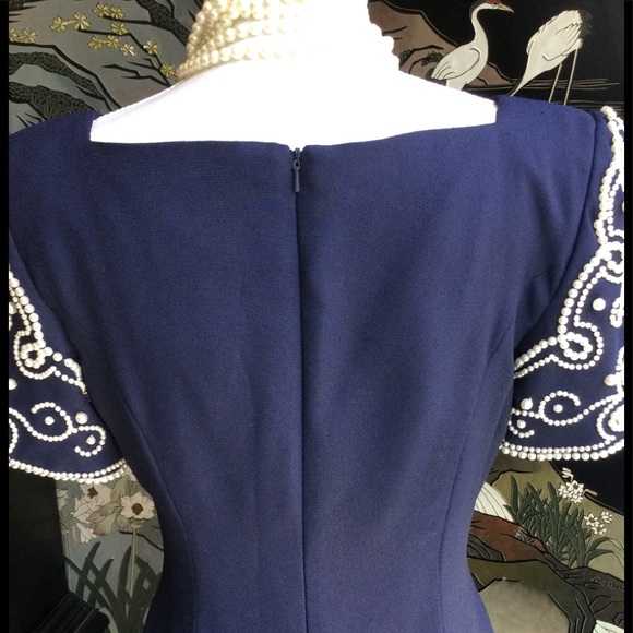 Vintage 1980’s Pearl Sleeved Dress.   B10 - Picture 7 of 16